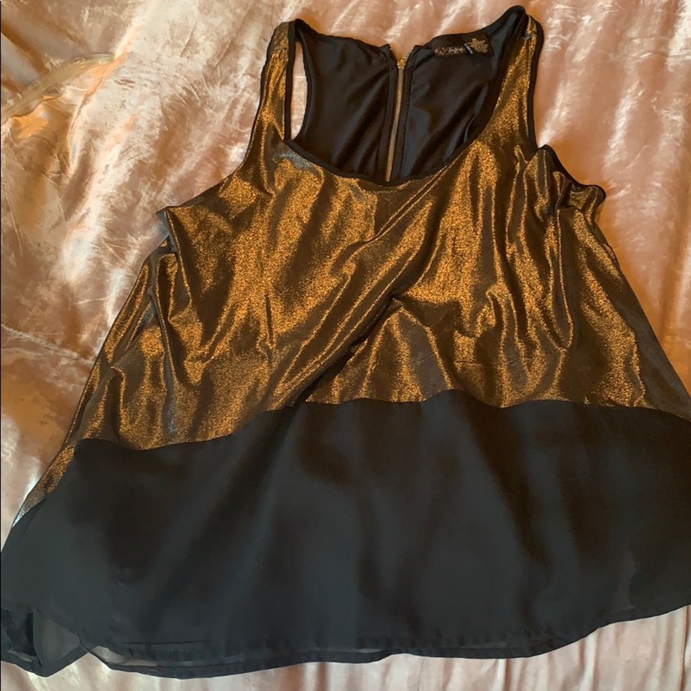 Metallic Tank